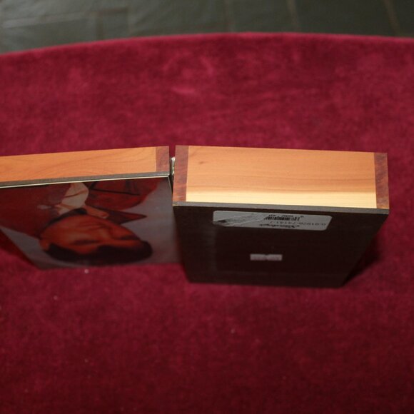 Elvis Presley Vintage Cedar Trinket Box - Picture 4 of 5